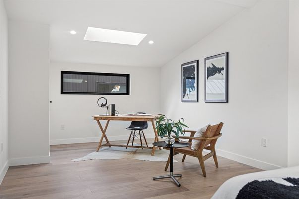 Home Office, Interior, Recessed Lighting, Wood Texture Flooring