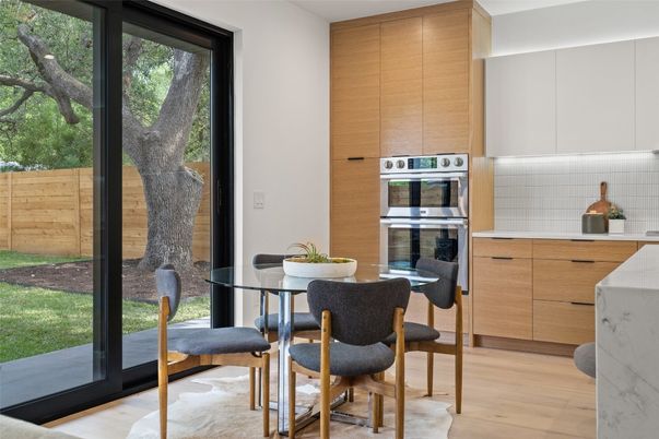Dining room, Interior, Kitchen, Stainless Steel Appliances, Wood Texture Flooring