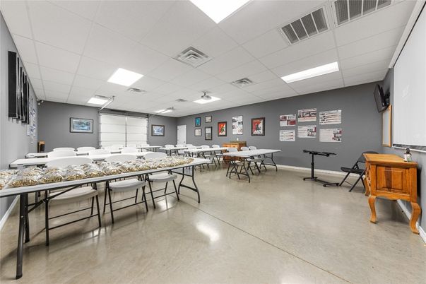 Dining room, Interior, Recessed Lighting