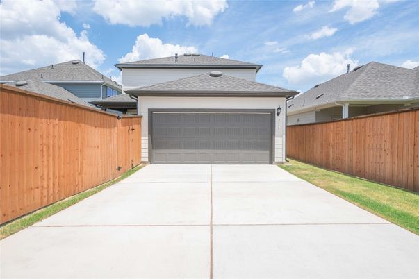 Detached Garage, Exterior