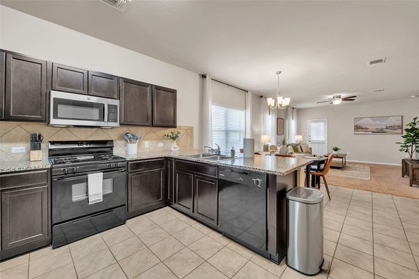 Chandelier, Dining room, Interior, Kitchen, Recessed Lighting
