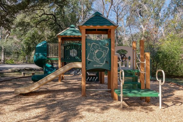 Backyard, Exterior, Playground
