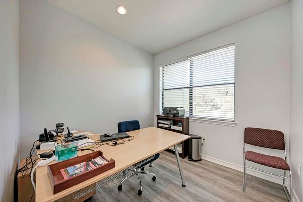 Home Office, Interior, Recessed Lighting, Wood Texture Flooring
