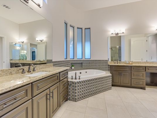 Bathroom, Dual Sink Vanities, Interior