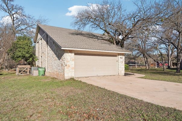 Backyard, Detached Garage, Exterior