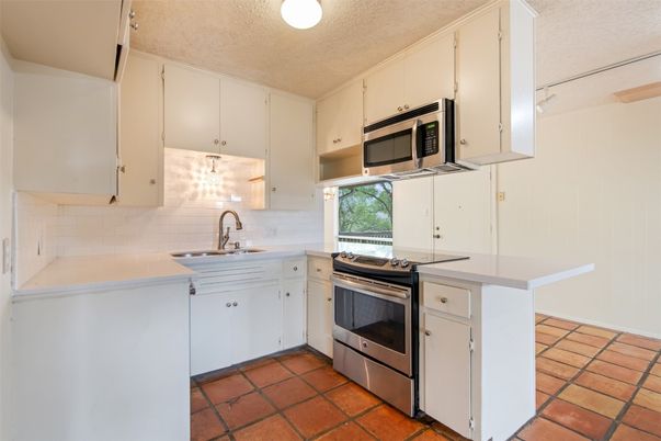 Interior, Kitchen, Stainless Steel Appliances