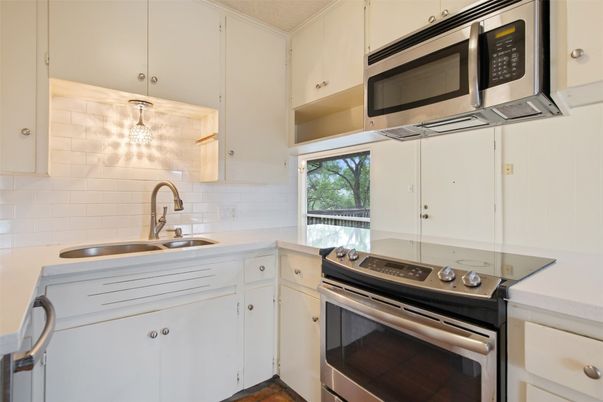 Interior, Kitchen, Stainless Steel Appliances
