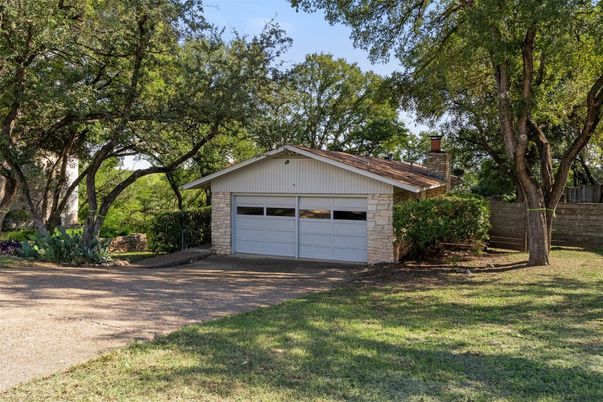 Backyard, Detached Garage, Exterior