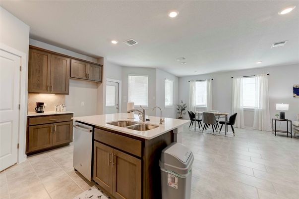 Dining room, Interior, Kitchen, Recessed Lighting