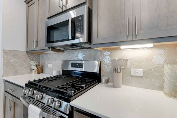 Interior, Kitchen, Stainless Steel Appliances