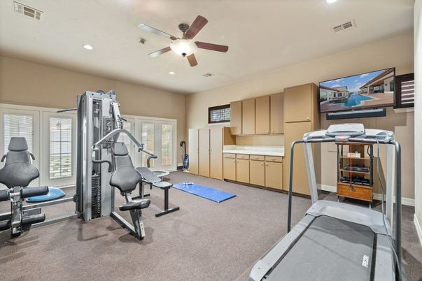Fitness Equipment, Interior, Recessed Lighting