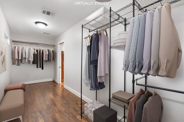 Interior, Walk-in Closets, Wood Texture Flooring