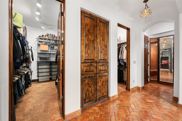 Interior, Recessed Lighting, Walk-in Closets