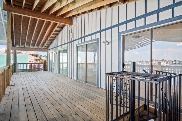 Exterior, Interior, Water, Wooden Beams, Wooden Ceilings, Wood Texture Flooring