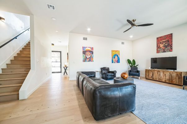 Interior, Recessed Lighting, Wood Texture Flooring
