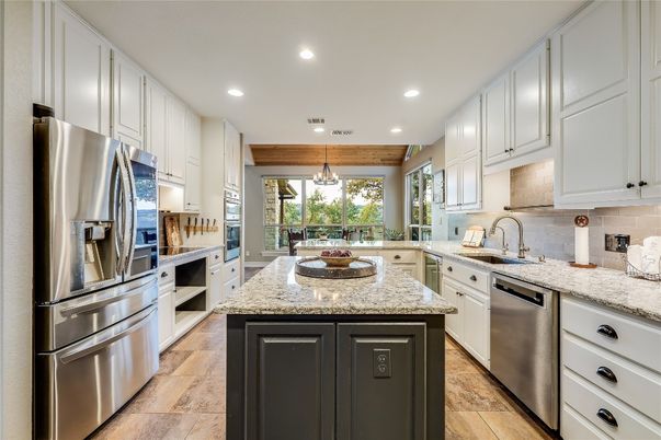 Interior, Kitchen, Pendant Lights, Recessed Lighting, Stainless Steel Appliances