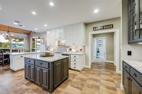 Chandelier, Dining room, Interior, Kitchen, Pendant Lights, Recessed Lighting, Wooden Ceilings