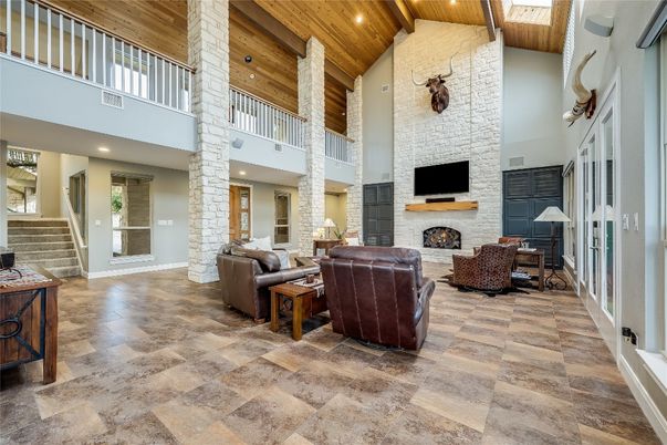 Fireplace, Interior, Living room, Recessed Lighting, Wooden Beams, Wooden Ceilings