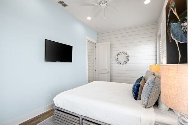 Bedroom, Interior, Recessed Lighting