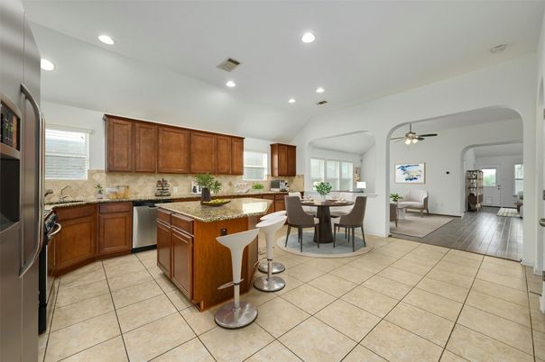 Dining room, Interior, Kitchen, Recessed Lighting, Wood Texture Flooring