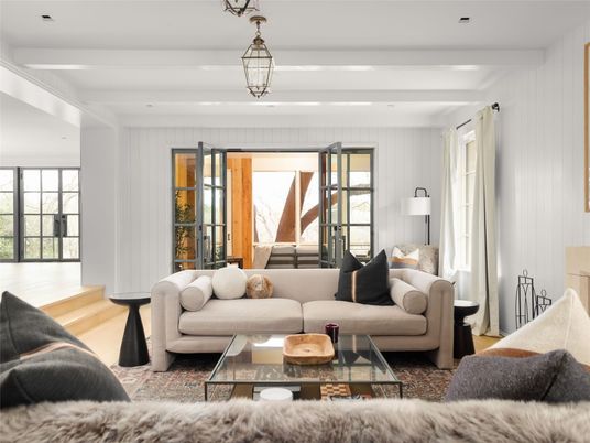 Interior, Living room, Pendant Lights, Wood Texture Flooring