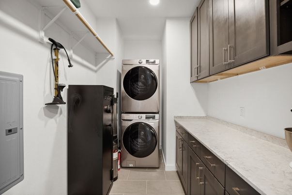 Interior, Recessed Lighting, Utility Closets, Washer