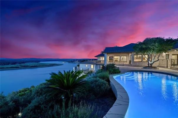 Exterior, Pool, Solar Panels, Water