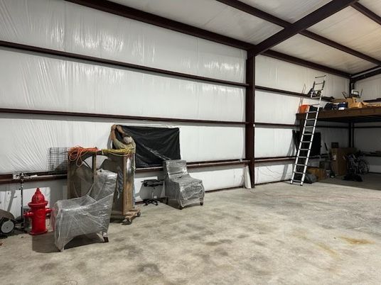 Garage, Interior