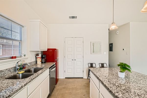 Interior, Kitchen, Pendant Lights