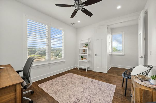 Home Office, Interior, Recessed Lighting, Wood Texture Flooring