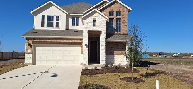 Attached, Exterior, Facade, Brick Traditional