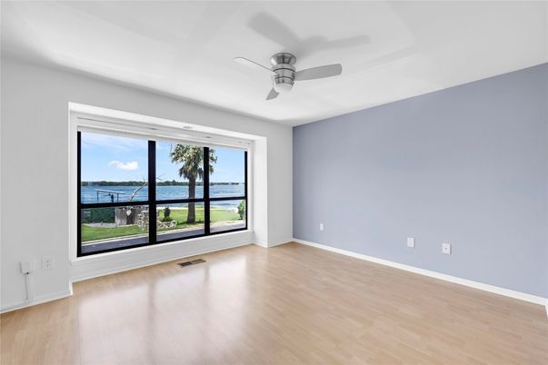 Empty room, Interior, Water, Wood Texture Flooring