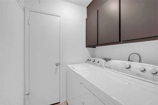 Interior, Washer