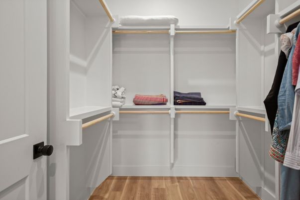 Interior, Walk-in Closets, Wood Texture Flooring