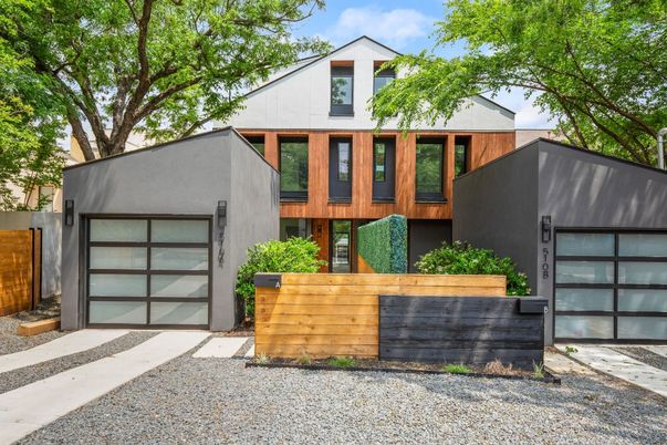 Attached, Exterior, Facade, Modern