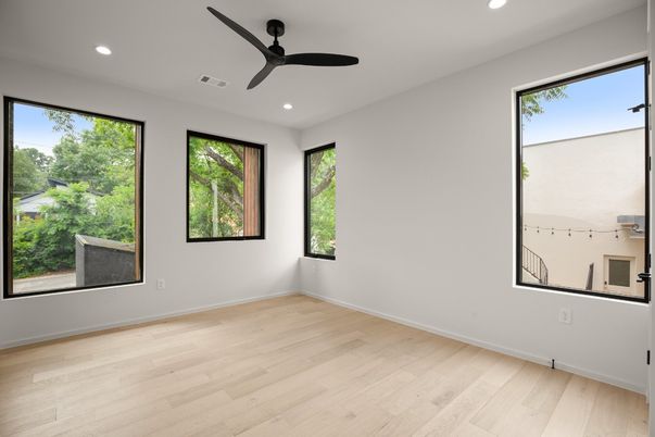 Empty room, Interior, Recessed Lighting, Wood Texture Flooring
