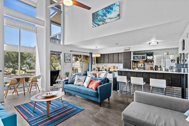 Dining room, Interior, Kitchen, Living room, Pendant Lights, Stainless Steel Appliances