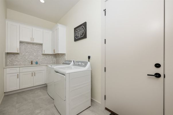 Interior, Recessed Lighting, Washer