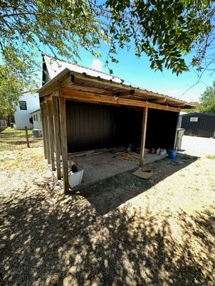 Backyard, Detached Garage, Exterior