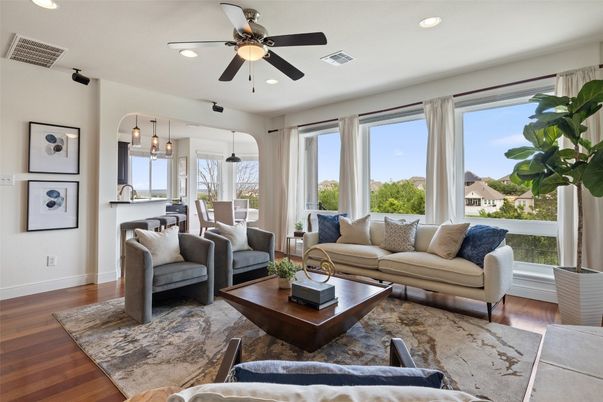 Dining room, Interior, Living room, Pendant Lights, Recessed Lighting, Wood Texture Flooring
