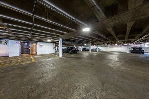 Garage, Interior