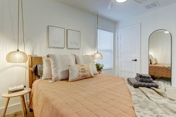 Bedroom, Interior, Pendant Lights, Wood Texture Flooring