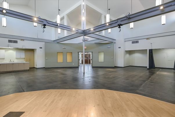 Interior, Pendant Lights, Wood Texture Flooring