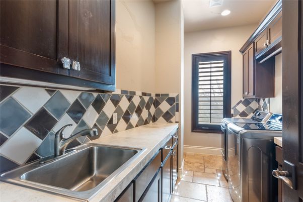 Interior, Recessed Lighting, Washer