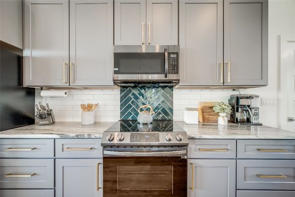 Interior, Kitchen, Stainless Steel Appliances