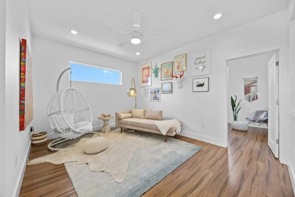 Interior, Recessed Lighting, Wood Texture Flooring