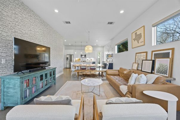 Dining room, Interior, Kitchen, Living room, Pendant Lights, Recessed Lighting, Stainless Steel Appliances