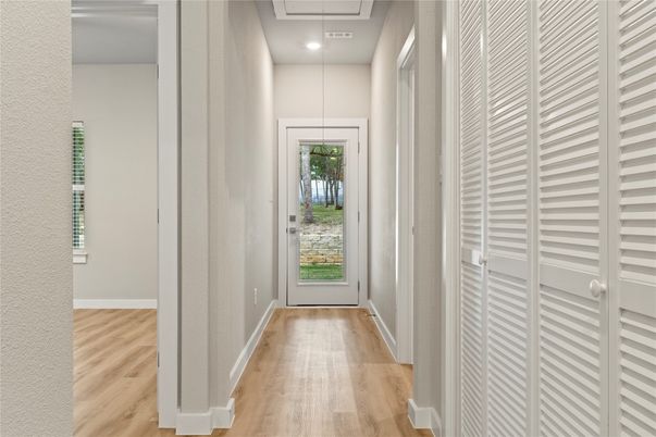 Interior, Recessed Lighting, Wood Texture Flooring