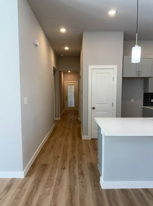 Interior, Pendant Lights, Recessed Lighting, Wood Texture Flooring
