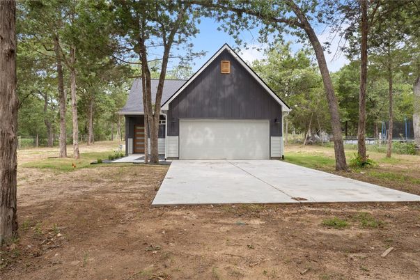 Backyard, Detached Garage, Exterior